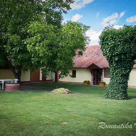 Romantika Vendeghaz * Bordány